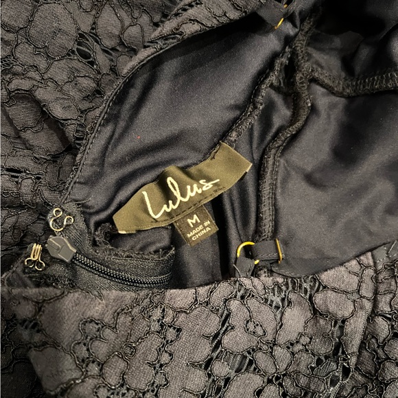 Blue Asymmetrical Lace Midi Dress - Picture 4 of 4